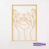 Quadro Mulher Infinita - Mãos - Dourado